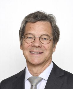 Das Bild zeigt Dr. Dr. hc Markus Dröge, Bischof iR der Evangelischen Kirche Berlin-Brandenburg-schlesische Oberlausitz